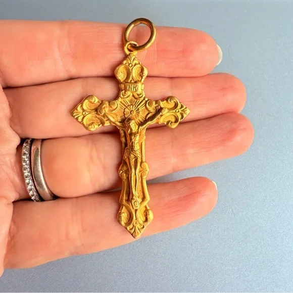 Solid 22k Yellow Gold Cross Crusifix Jesus LARGE Pendant HEAVY Necklace …